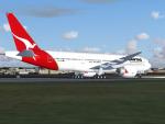 Boeing 777-232lLR Qantas City Flyer